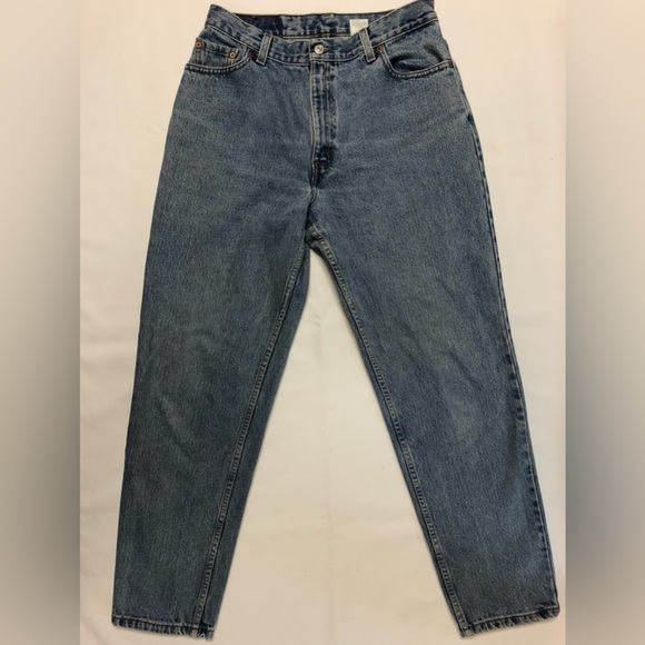 VINTAGE LEVI JEANS - Picture 2 of 6